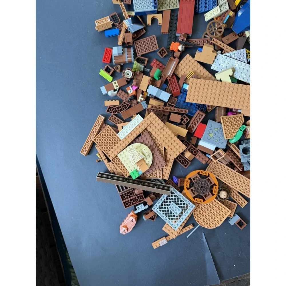 LEGO Pirate and ship Lot mini fig
